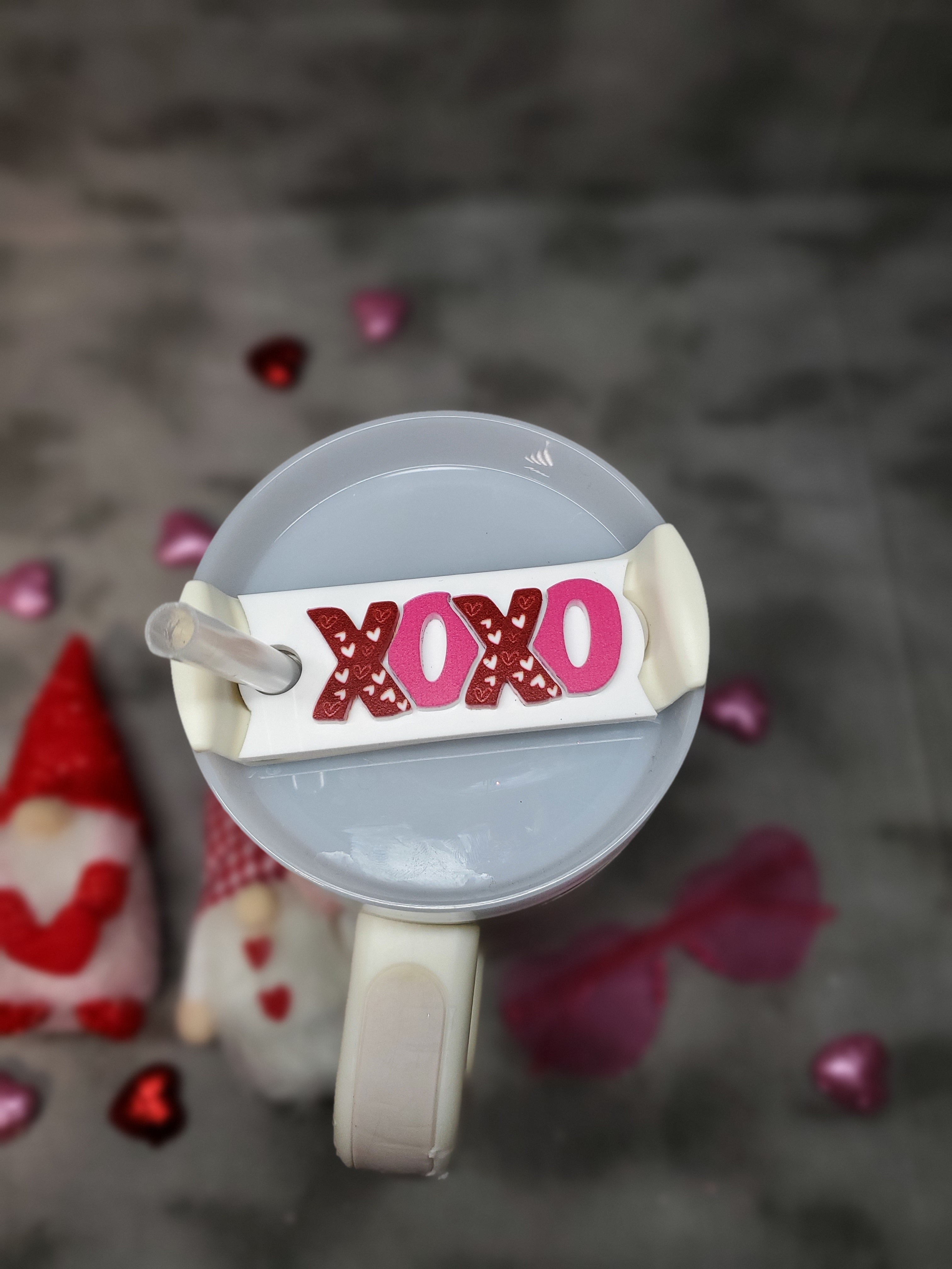 40oz Stanley Topper XOXO- Valentine's Day