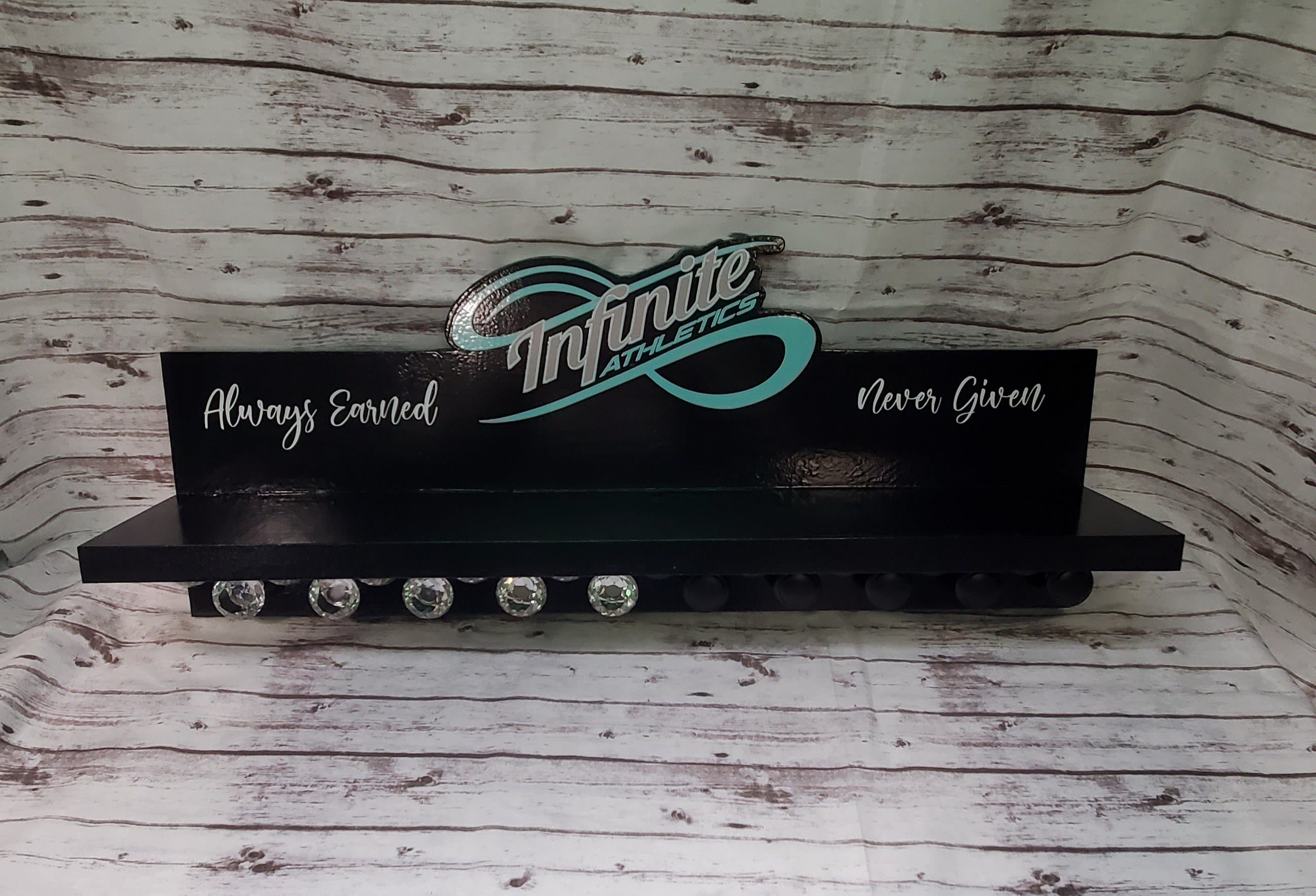 Infinite Medal Holder