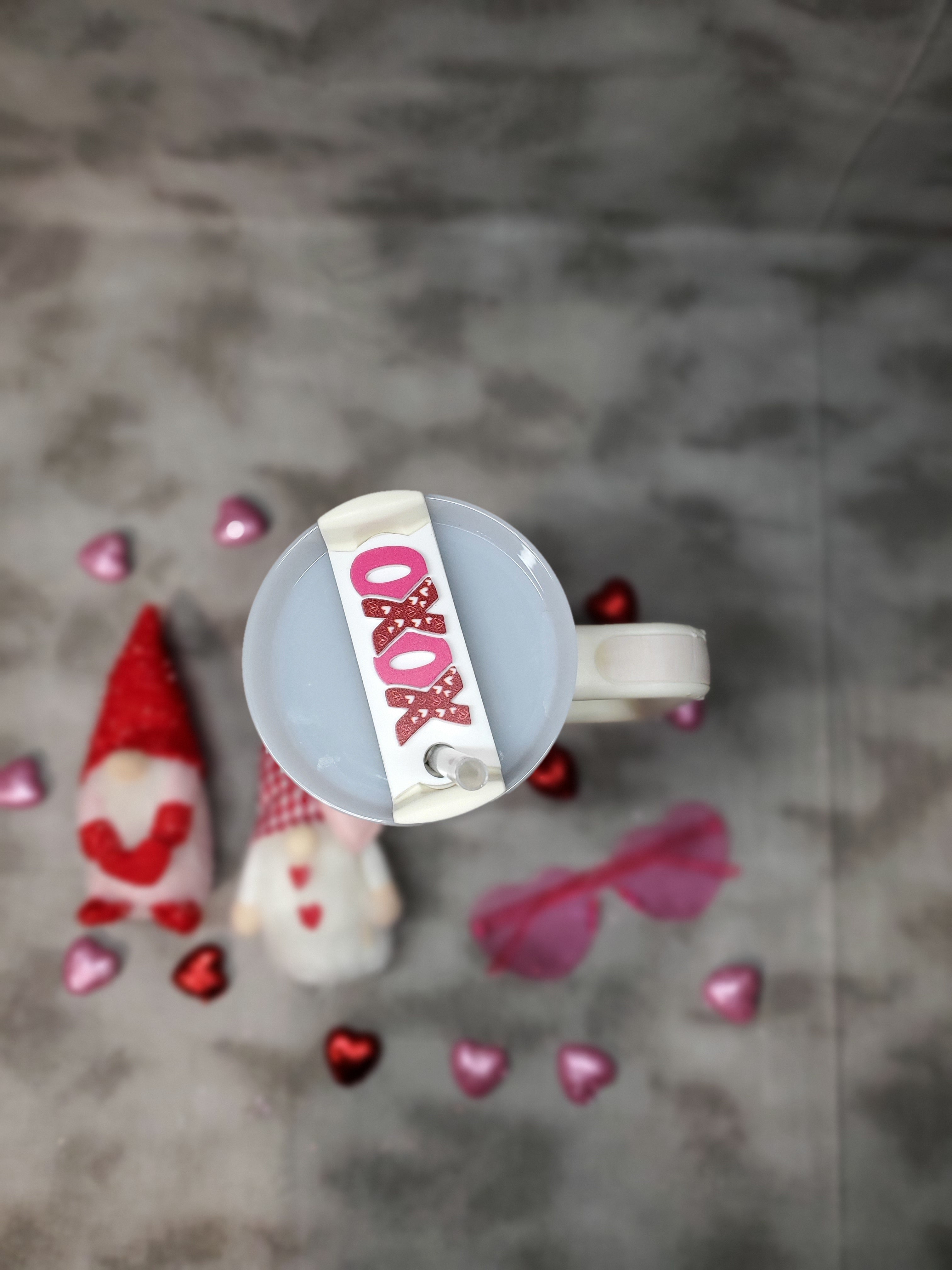 40oz Stanley Topper XOXO- Valentine's Day